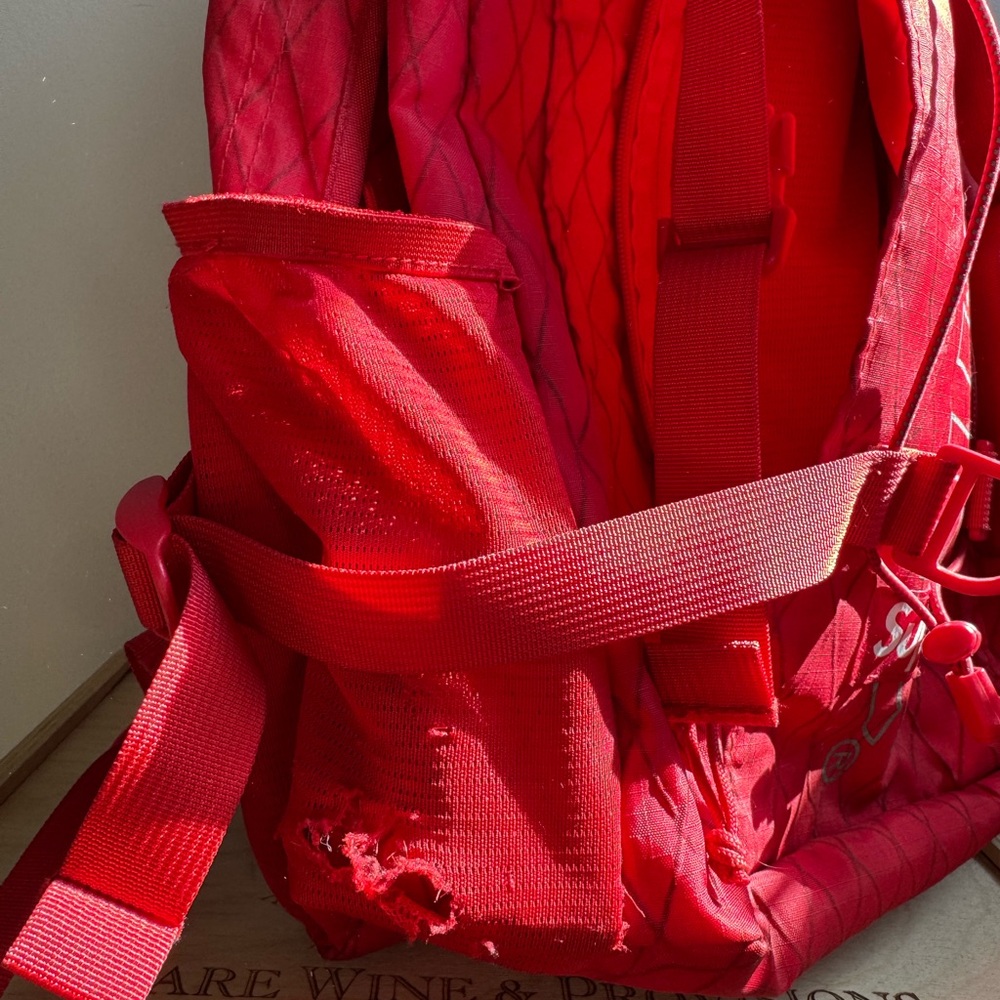 Supreme Scarlet Backpack with Logo - Picture 2 of 8